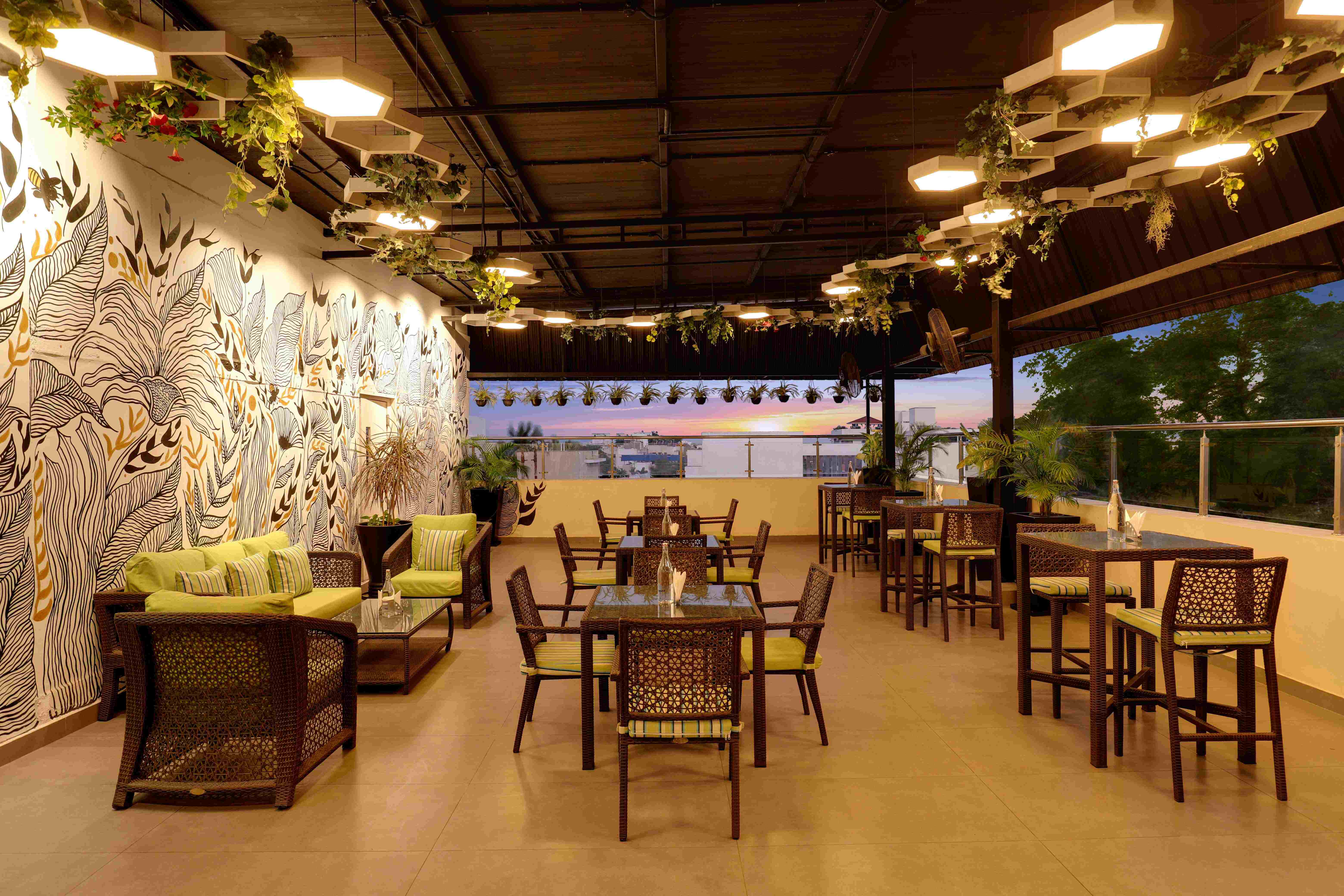 restaurants near sholinganallur